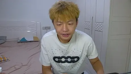 Chocolates-001 webcam model stream image