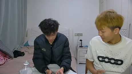 Chocolates-001 webcam model stream image