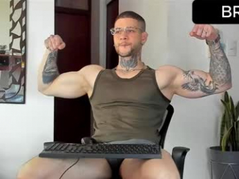 _jamesleandros webcam model stream image