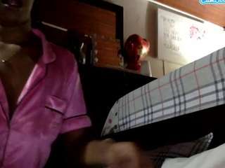 iluvsaffire-bleu webcam model stream image