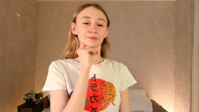 BeatrixCouch webcam model stream image