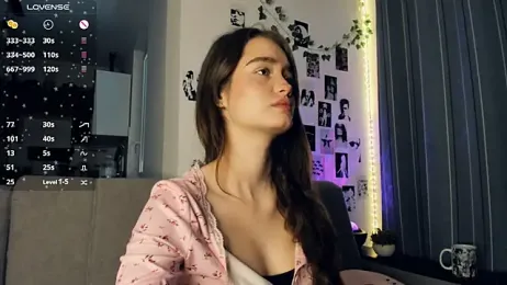 lovelyalivia webcam model stream image