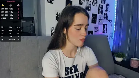 lovelyalivia webcam stripchat model stream image