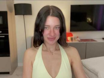 KiraLeo webcam model stream image