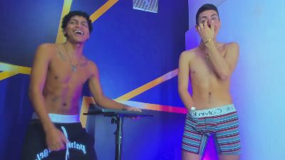 IAANDALTON_ webcam model stream image