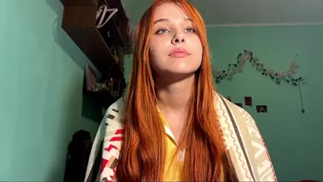 LolaBun webcam model stream image