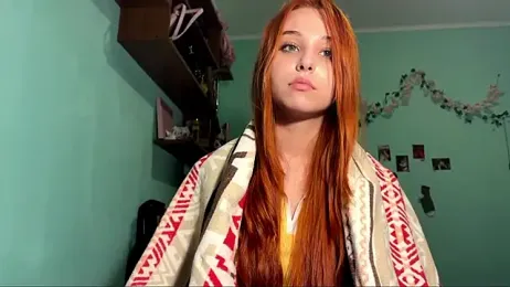 LolaBun webcam model stream image