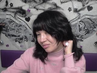 Selena Lim webcam model stream image