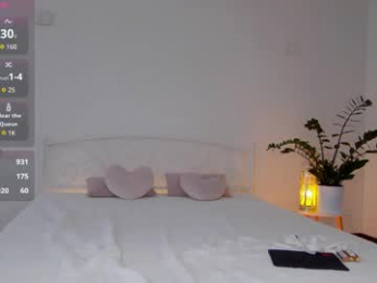 alyxkinski webcam model stream image