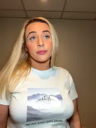 Strongqueen webcam stripchat model stream image