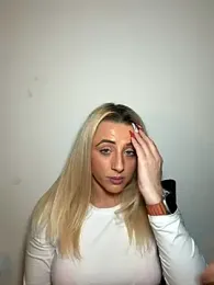 Strongqueen webcam model stream image