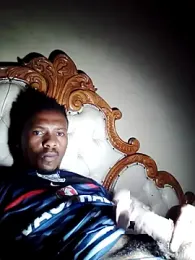 Capsuleeee webcam model stream image