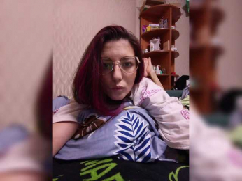 HolySinner webcam model stream image