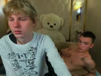 kevinm1lky webcam model stream image