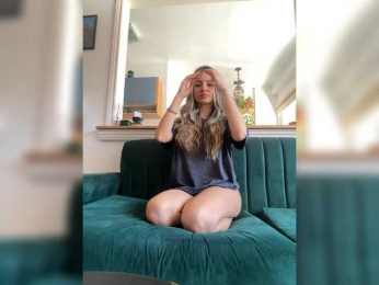 valenseleni96 webcam model stream image