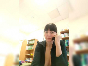 VikNika webcam bongacams model stream image