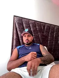 PapiStan webcam model stream image