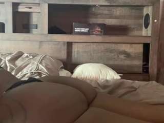 skyyblack webcam model stream image