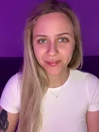 lunawolf21 webcam model stream image