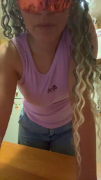 Rachelfrozono webcam model stream image