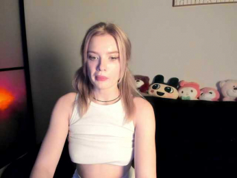 effieelfy webcam model stream image