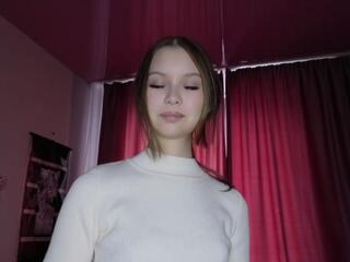 Emma Errett webcam model stream image