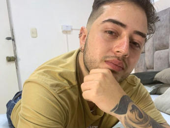 EthanRyan webcam model stream image