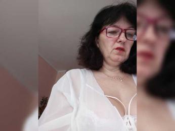 Kiss__ webcam model stream image