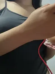 farah-36 webcam model stream image