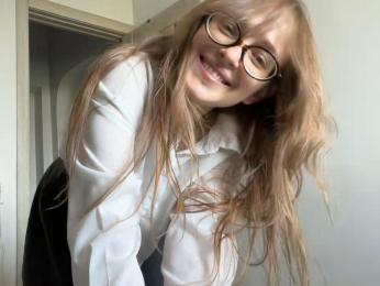 EmiliaWeber 预览图