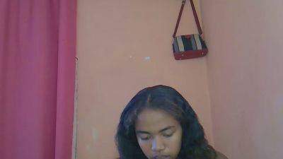 Chaitee webcam model stream image