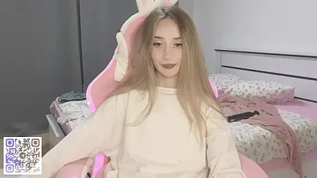 VikiSea webcam model stream image