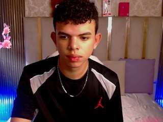 keahi-tay webcam model stream image