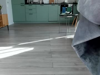 juliastapes webcam model stream image