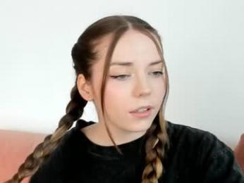thisisamelia webcam model stream image