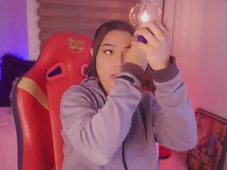 Madelyn Rose webcam model stream image