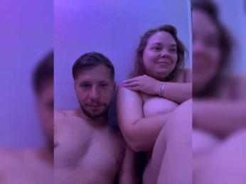 Maxxxulya webcam model stream image
