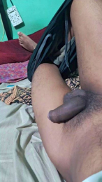 AravAshi webcam cam4 model stream image