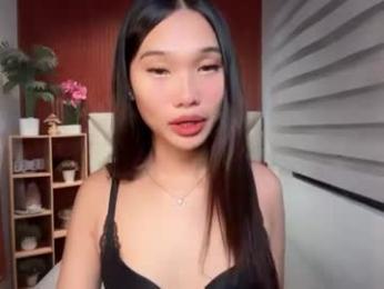 yoursluttyashxx webcam model stream image