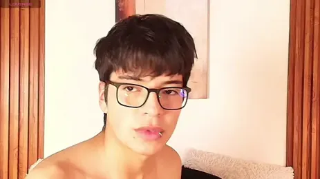 Milo_Wolff webcam stripchat model stream image