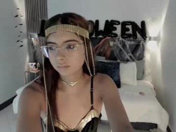 sarasaenz_99 webcam model stream image