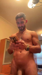 Darcal076 webcam model stream image