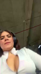 valenhill_ webcam cam4 model stream image