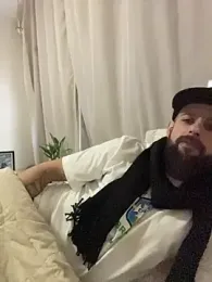 DaleCerbasi webcam model stream image