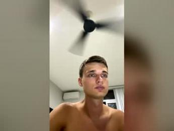 london_tomy webcam model stream image