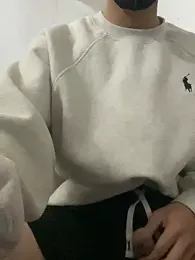 Hihi-haha-- webcam model stream image