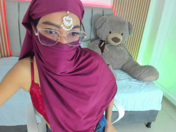 naishaa1 webcam bongacams model stream image