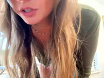 tylababyy webcam model stream image