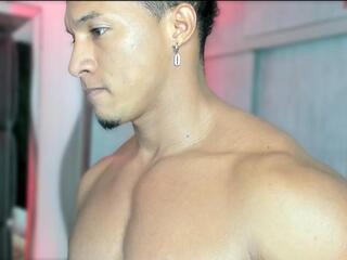 Mat Strong webcam model stream image