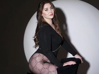 KeiraHarts webcam model stream image